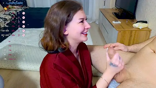 Snapshot of Love_plat1na chatting on January 2025 07:12:01 PM Love plat1na online show from January 2025 07:12:01 PM