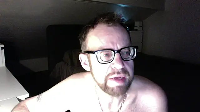 FABIOGLASSES online show from December 2024 03:56:02 PM