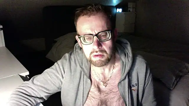 FABIOGLASSES online show from February 2025 01:08:01 AM