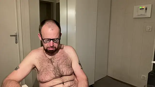 FABIOGLASSES online show from July 2026 10:53:01 PM