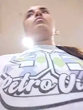 Snapshot of aisha_es chatting on March 2025 09:56:01 PM aisha es online show from March 2025 09:56:01 PM