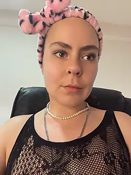 Snapshot of Stoned-baby69 chatting on June 2026 04:53:01 PM Stoned-baby69 online show from June 2026 04:53:01 PM