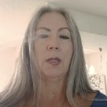 EvaRobinson online show from May 2026 06:49:02 PM
