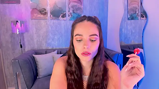 MelanieHudson  online show from December 2024 12:30:02 AM