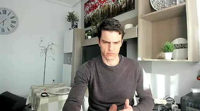 HeteroOli online show from February 2025 09:41:01 AM