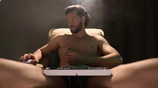 Keen   Luckystrike online show from February 2026 07:47:02 PM