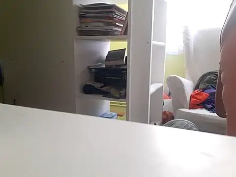 feathersify online show from September 2025 06:14:01 AM