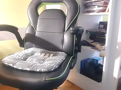 feathersify online show from September 2025 05:09:02 AM