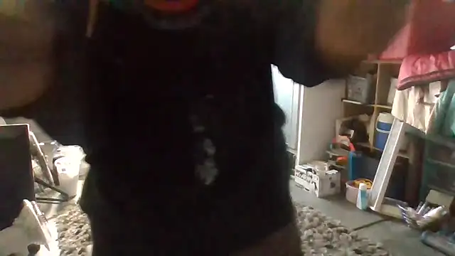 Snapshot of brandonontop chatting on February 2026 12:17:02 AM brandonontop online show from February 2026 12:17:02 AM