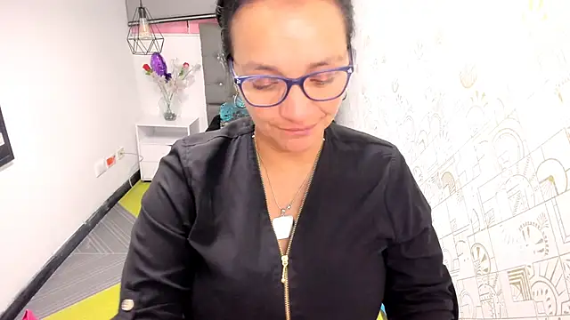 MarilynMiilf  online show from December 2024 05:10:02 AM