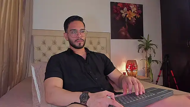 Josseph1  online show from March 2025 11:31:01 PM