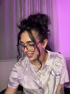 Samantha Bernardo online show from May 2026 03:13:01 AM