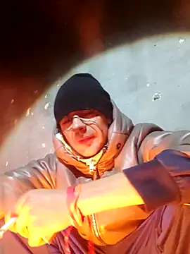 Eln1no69 online show from April 2026 07:08:02 PM