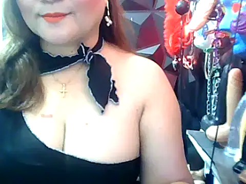 Snapshot of URFUCKINGDOLL chatting on March 2025 04:58:02 AM URFUCKINGDOLL online show from March 2025 04:58:02 AM