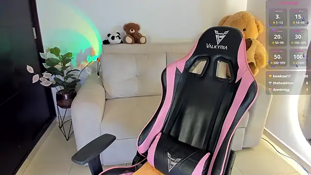 eval lee18 online show from November 2025 01:08:02 AM