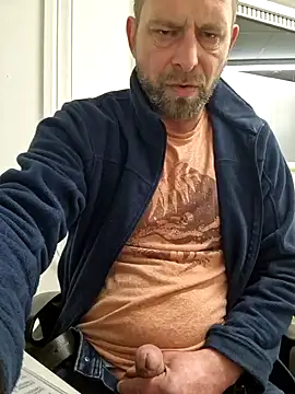 Snapshot of Mjn34 chatting on February 2025 06:56:01 AM Mjn34 online show from February 2025 06:56:01 AM