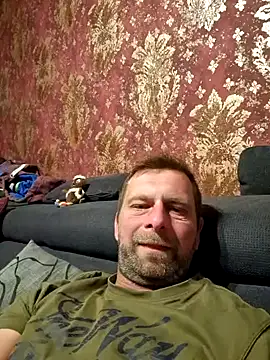 Snapshot of Mjn34 chatting on March 2025 05:13:01 PM Mjn34 online show from March 2025 05:13:01 PM