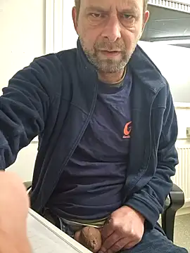 Snapshot of Mjn34 chatting on March 2025 06:51:01 AM Mjn34 online show from March 2025 06:51:01 AM