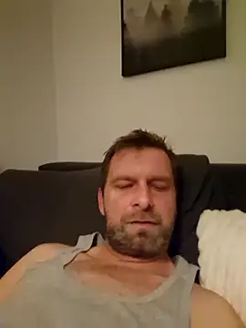 Snapshot of Mjn34 chatting on November 2025 06:24:02 AM Mjn34 online show from November 2025 06:24:02 AM