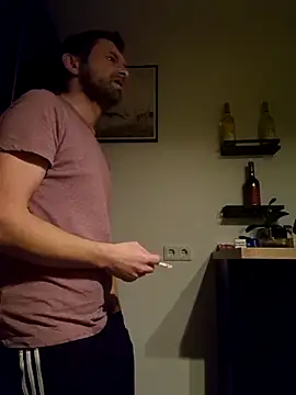 Snapshot of Mjn34 chatting on November 2025 06:36:02 AM Mjn34 online show from November 2025 06:36:02 AM