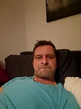 Snapshot of Mjn34 chatting on November 2025 06:37:01 AM Mjn34 online show from November 2025 06:37:01 AM