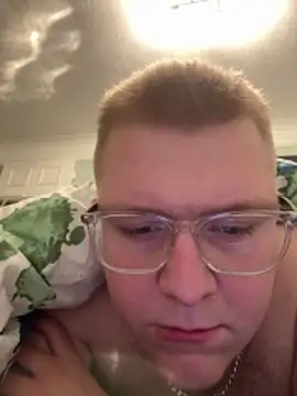 Snapshot of harryletsgo chatting on February 2026 12:21:01 AM harryletsgo online show from February 2026 12:21:01 AM