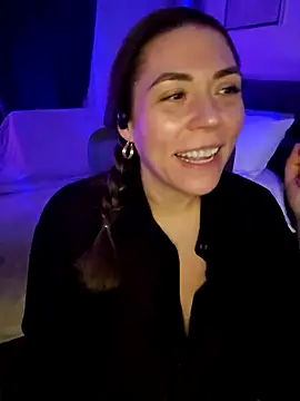 Ellie-L-Elizabeth online show from January 2025 11:07:01 PM