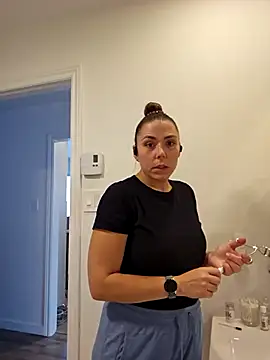 Ellie-L-Elizabeth online show from September 2025 08:34:02 PM