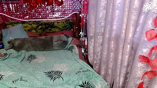 Careys universe online show from March 2025 02:19:02 AM