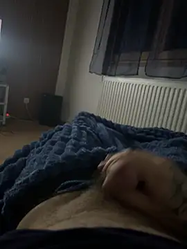 RenaudS-02 online show from April 2026 01:21:01 AM