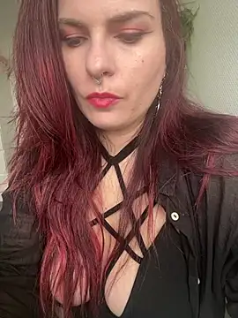 Snapshot of LunaMoongirl chatting on February 2025 02:53:01 PM LunaMoongirl online show from February 2025 02:53:01 PM