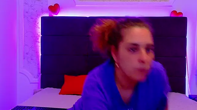KarinaNoir online show from May 2026 03:56:01 AM