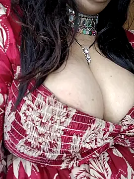 Snapshot of SIDDHAA--897 chatting on January 2025 01:01:01 AM SIDDHAA--897 online show from January 2025 01:01:01 AM