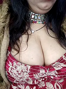 Snapshot of SIDDHAA--897 chatting on February 2025 06:15:02 PM SIDDHAA--897 online show from February 2025 06:15:02 PM