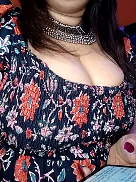 Snapshot of SIDDHAA--897 chatting on March 2025 05:49:02 PM SIDDHAA--897 online show from March 2025 05:49:02 PM