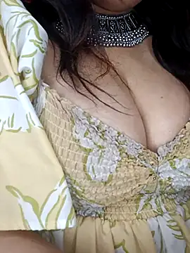 Snapshot of SIDDHAA--897 chatting on March 2025 08:10:02 AM SIDDHAA--897 online show from March 2025 08:10:02 AM