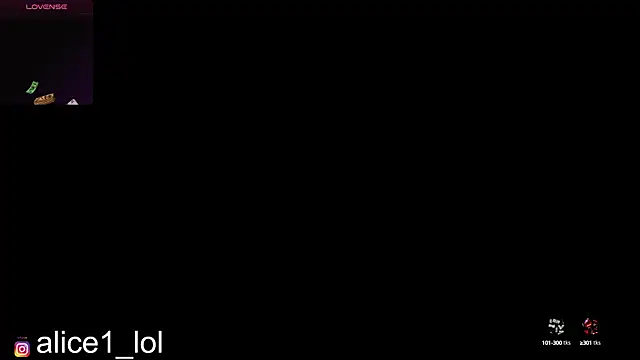 Snapshot of candy_alicee chatting on September 2025 10:32:01 PM candy alicee online show from September 2025 10:32:01 PM