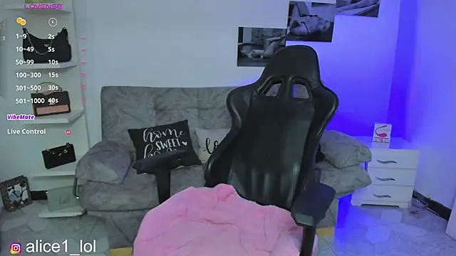 Snapshot of candy_alicee chatting on November 2025 03:28:01 AM candy alicee online show from November 2025 03:28:01 AM