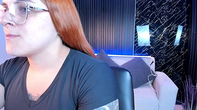 Snapshot of kimbrownn chatting on November 2025 12:17:01 PM kimbrownn online show from November 2025 12:17:01 PM