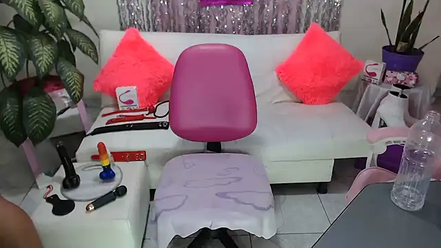 Snapshot of _pamelasam chatting on February 2025 09:11:02 AM pamelasam online show from February 2025 09:11:02 AM