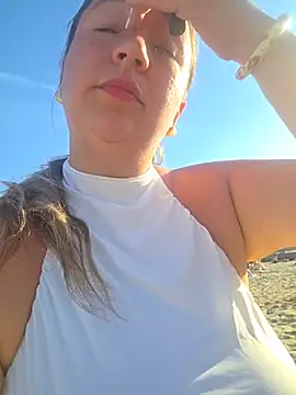 isabella rossse online show from May 2026 04:14:01 PM