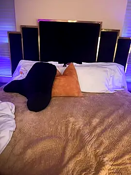 KarissaChantelle online show from November 2025 06:30:02 PM