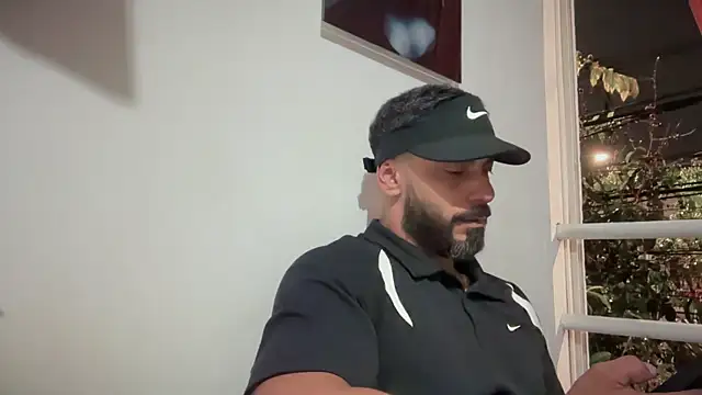 romeolovedark online show from November 2025 03:23:01 AM