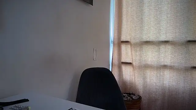 romeolovedark online show from April 2026 02:53:01 PM