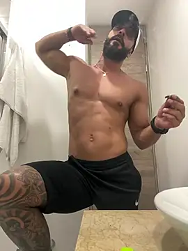 romeolovedark online show from April 2026 06:53:02 PM