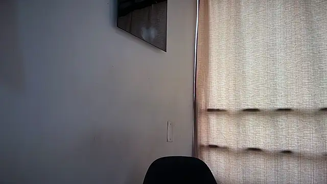 romeolovedark online show from April 2026 02:52:02 PM