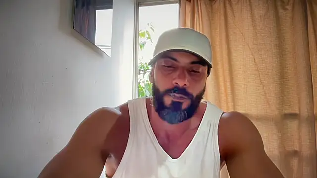 romeolovedark online show from May 2026 10:17:01 PM