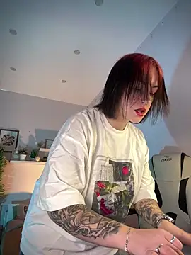 IvyHoney online show from January 2025 06:45:01 AM