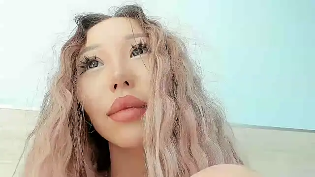 Pupasui02 online show from March 2026 08:22:02 AM