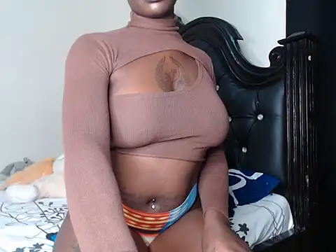 Snapshot of queenvenus2 chatting on February 2025 01:57:01 PM queenvenus2 online show from February 2025 01:57:01 PM